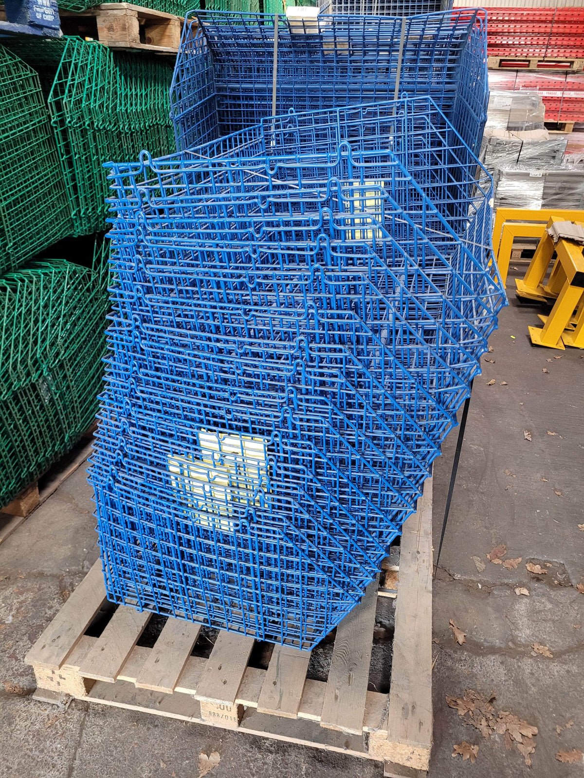 CLEARANCE: Used Wire Storage C2DS Filplastic Baskets with dividers (Bundle of 12 & 24 dividers) ), Green C2DS USED CLEARANCE, Filstorage